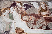 Eremo di S. Caterina del Sasso, La chiesa, il sacello di S. Caterina, (fine del XIII secolo) ornato da dipinti cinquecenteschi. 